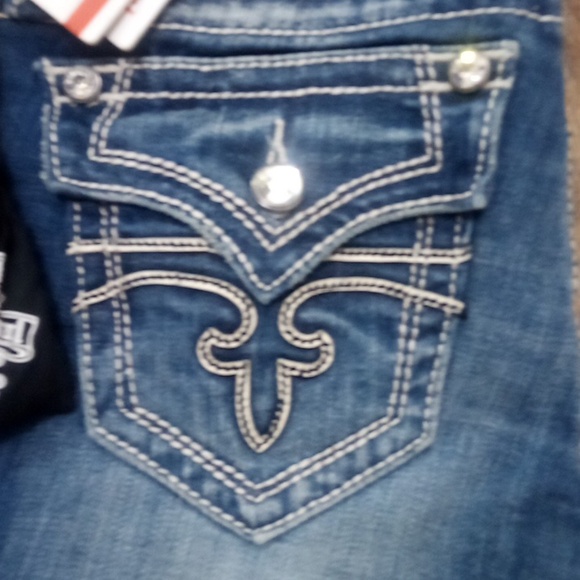 Rock Revival Women's 26 Capri Celine Bejeweled Distressed - Picture 2 of 11